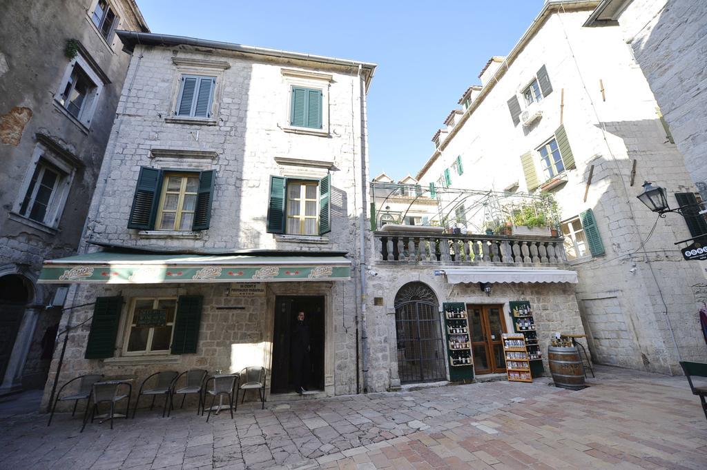 Palazzo Max And Alex Apartments Kotor Kültér fotó